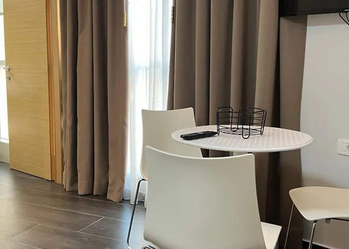 Magnet Comfort Homes 53 * Tirana